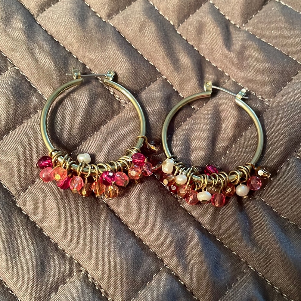 Goldtone Beaded Hoops Shades of Pink 1 1/4” + beads